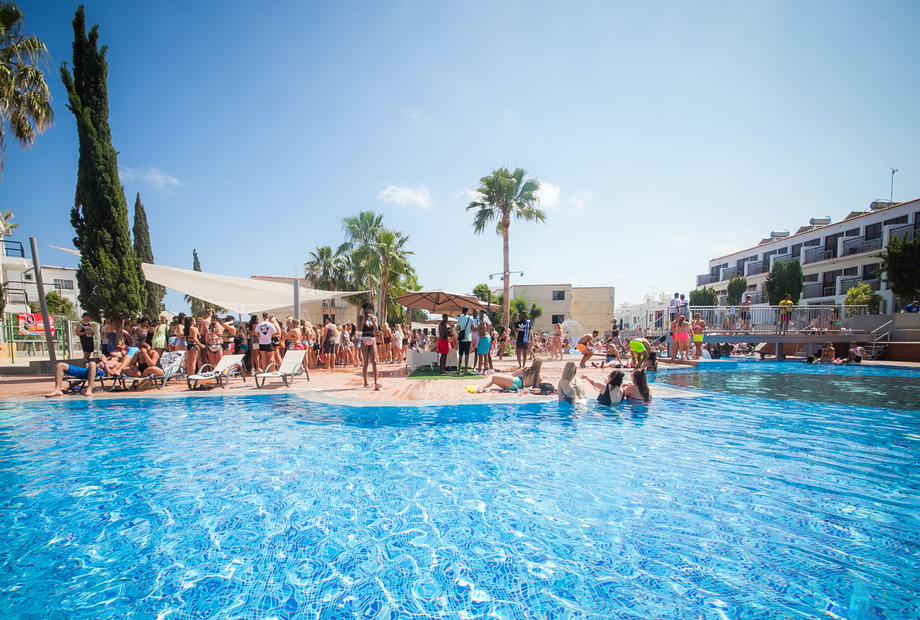 Pambos Napa Rocks
